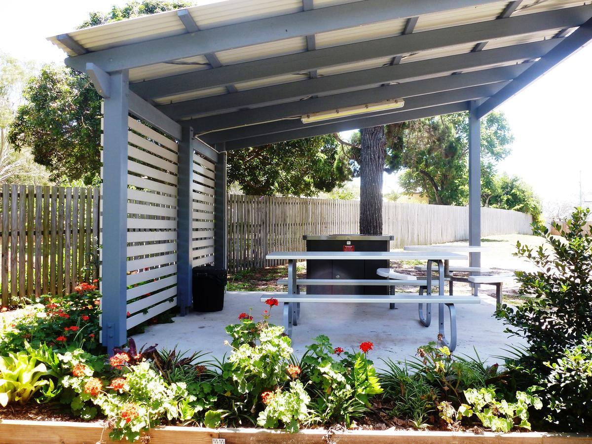 Nrma Woodgate Beach Holiday Park ภายนอก รูปภาพ