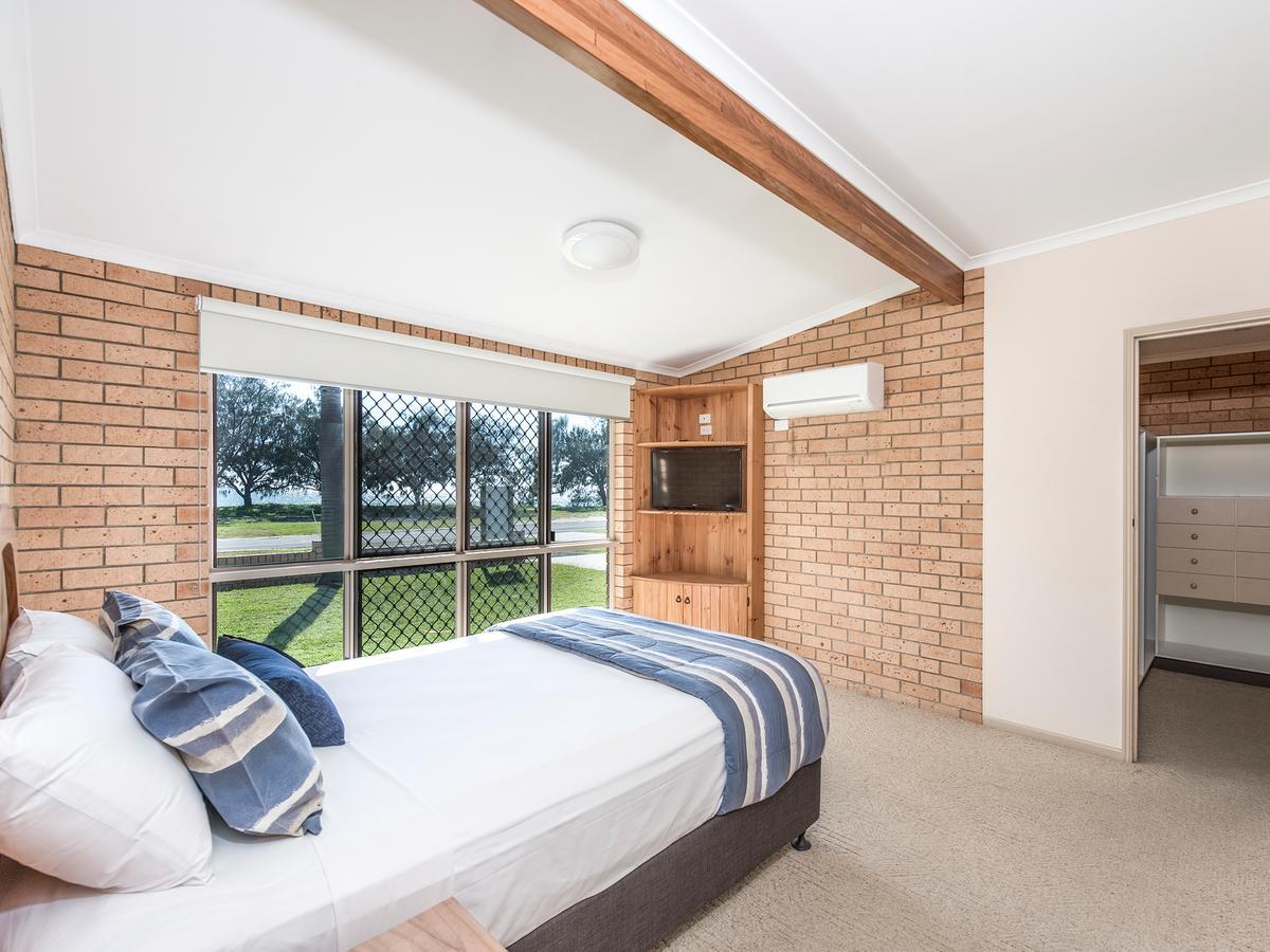 Nrma Woodgate Beach Holiday Park ภายนอก รูปภาพ