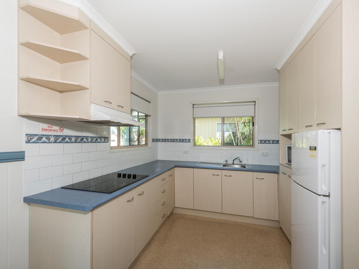Nrma Woodgate Beach Holiday Park ภายนอก รูปภาพ