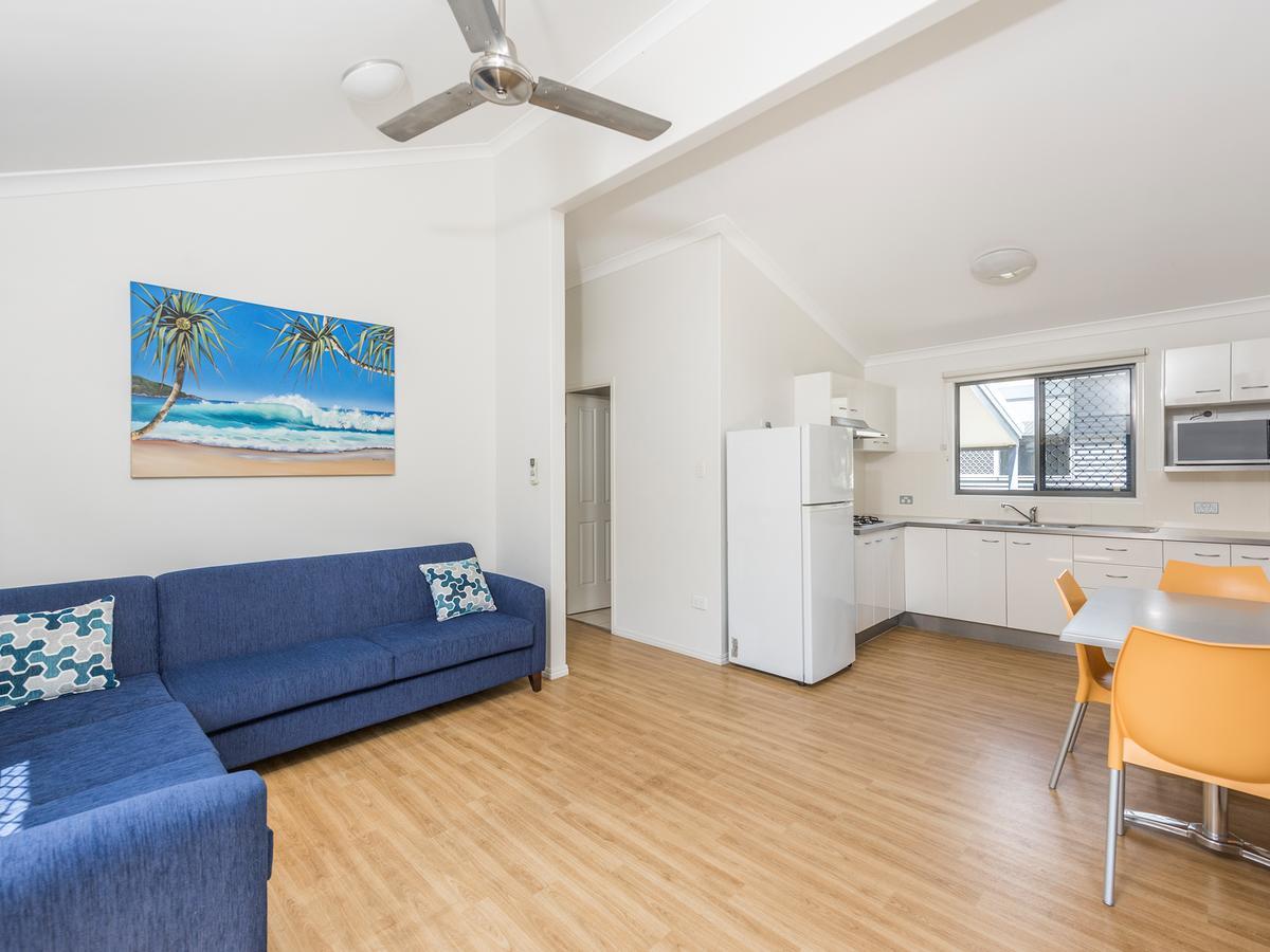 Nrma Woodgate Beach Holiday Park ภายนอก รูปภาพ